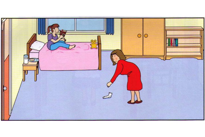 Scene C: girl eating, mother picking up a sock